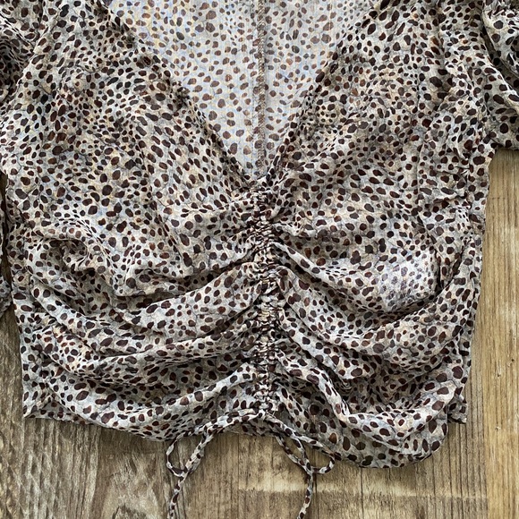 Zara Cheetah Print Top - Picture 2 of 6